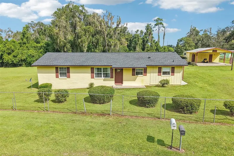 8560 Cr 638, FL