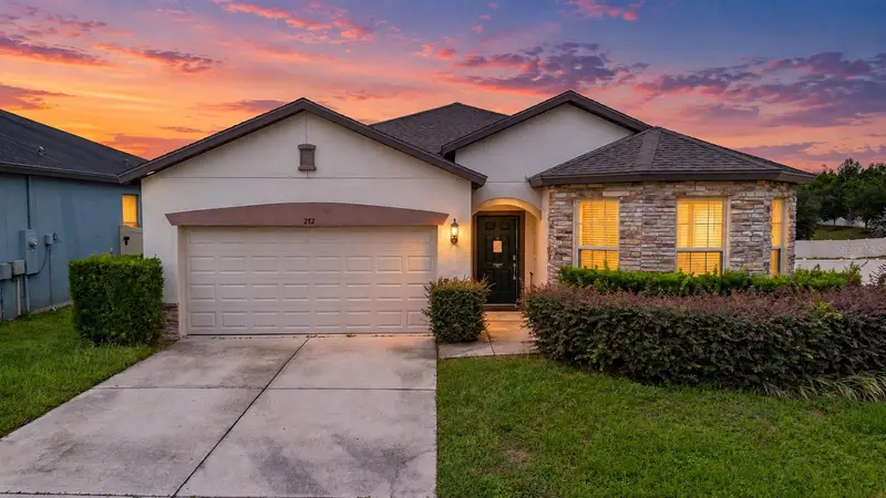272 Citrus Isle Loop, FL