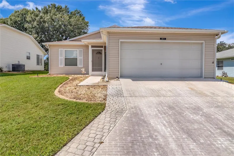 911 Grand Vista Trl, FL