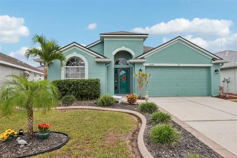 2546 Arrowpointe Dr, FL