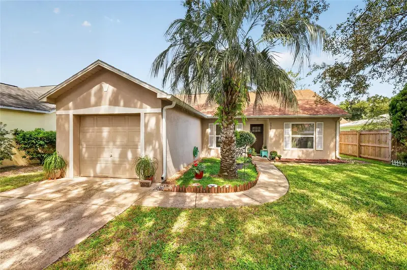2670 Winchester Cir, FL