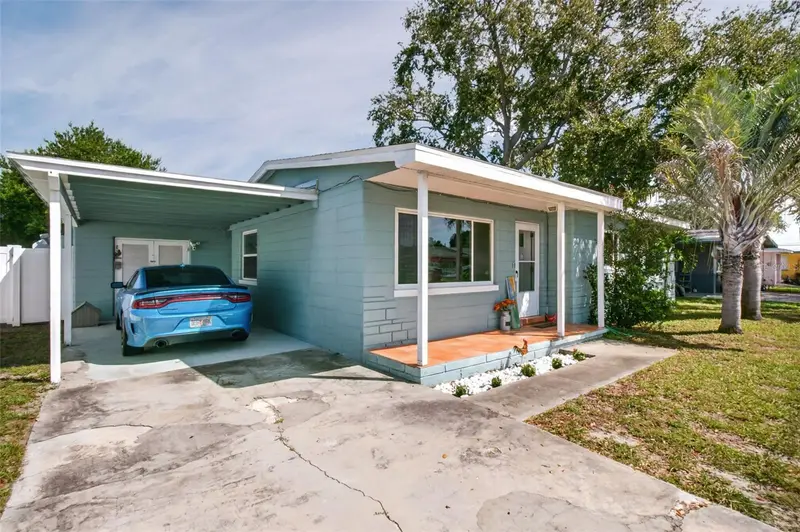 10735 63rd Ave, FL