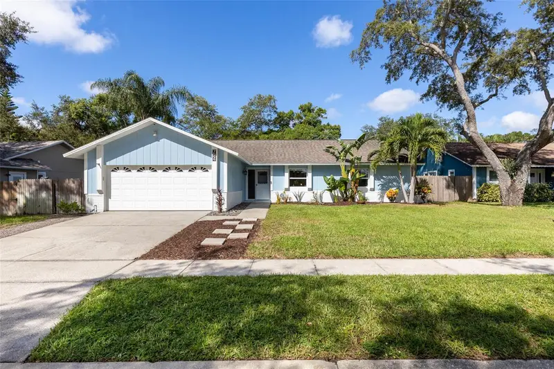 724 Glengary Ln, FL