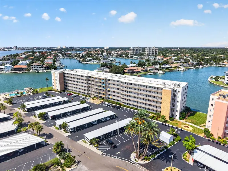 6075 Shore Blvd S #512, FL