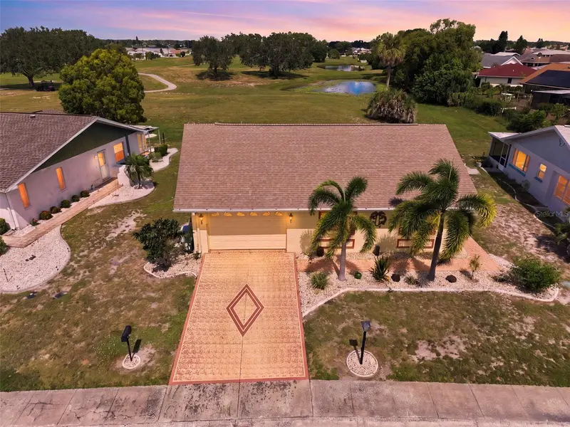 215 Genet Ct, FL