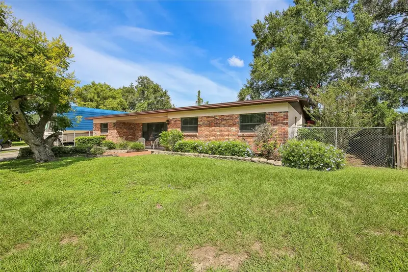 512 White Oak Ave, FL
