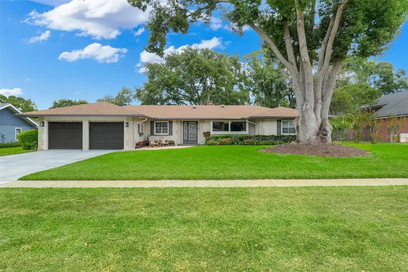 1990 Brantley Cir, FL