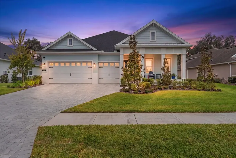 4552 Southern Valley Loop, FL