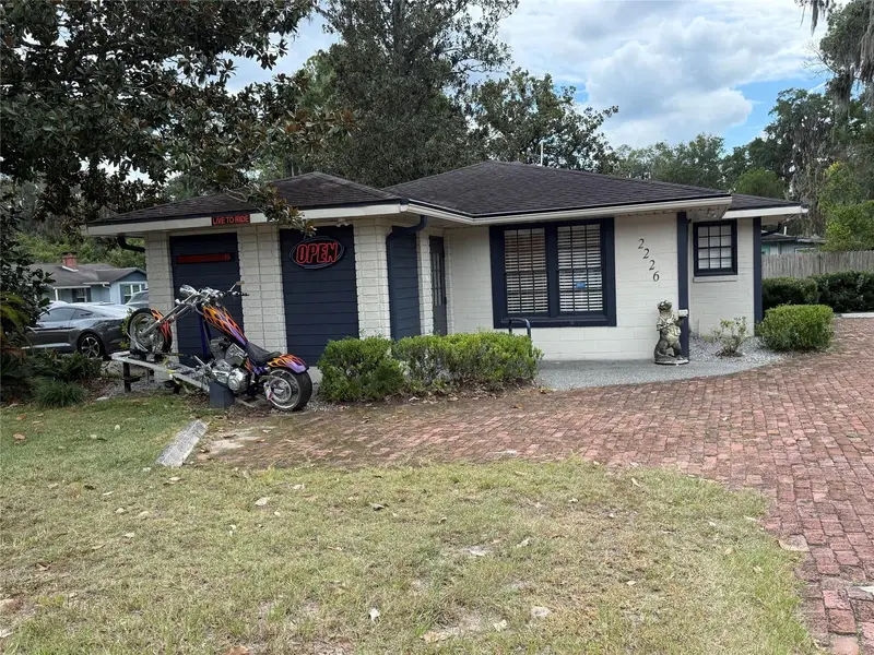 2226 Nw 8th Ct, FL