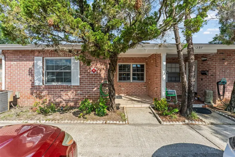 1285 Heritage Ln, FL