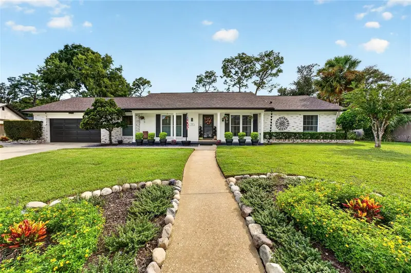 Sweetwater Oaks listing