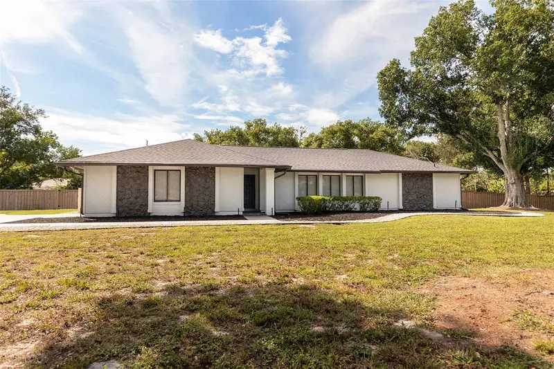 1890 Crowley Cir E, FL