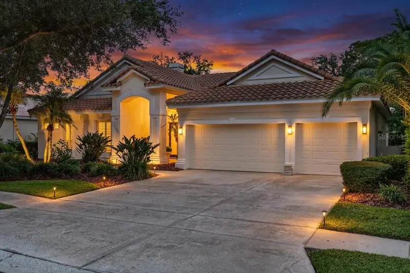 9101 Woodridge Run Dr, FL