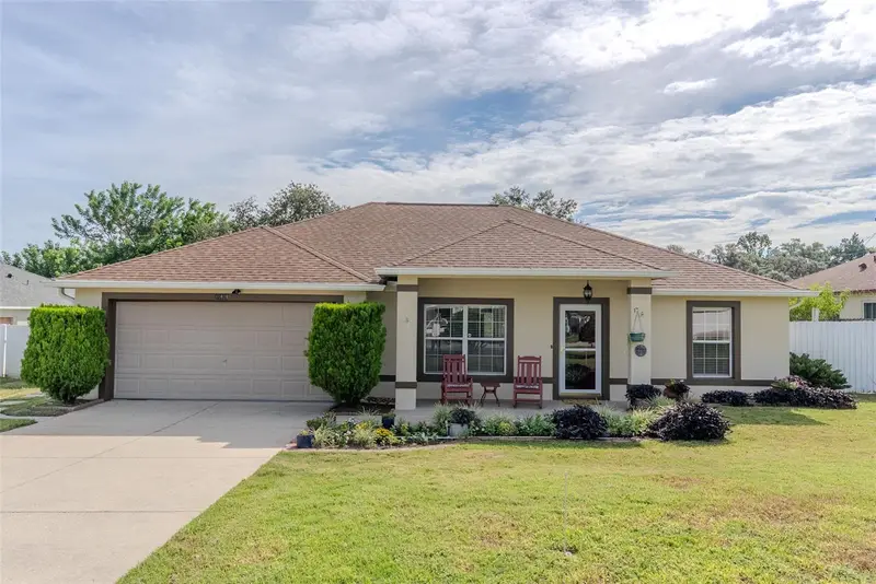 10828 Crescent Ridge Loop, FL