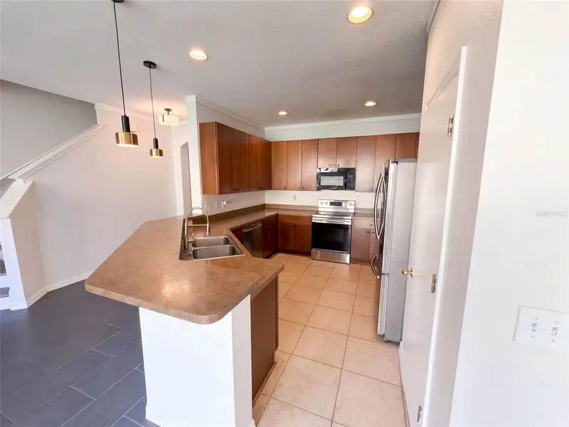 348 Golden Dewdrop Way, FL