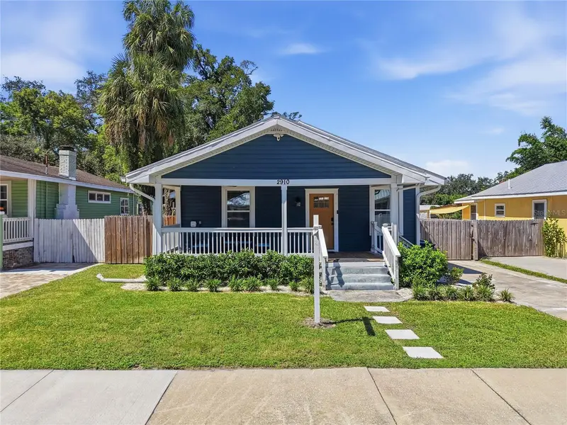 2910 N Ola Ave, FL