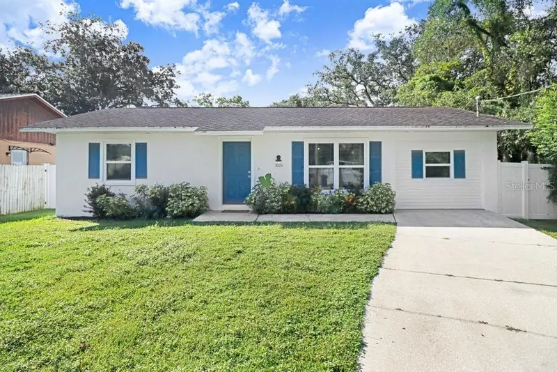 5005 E 110th Ave, FL