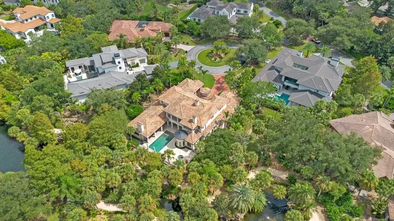 4906 Aviva Garden Ct, FL