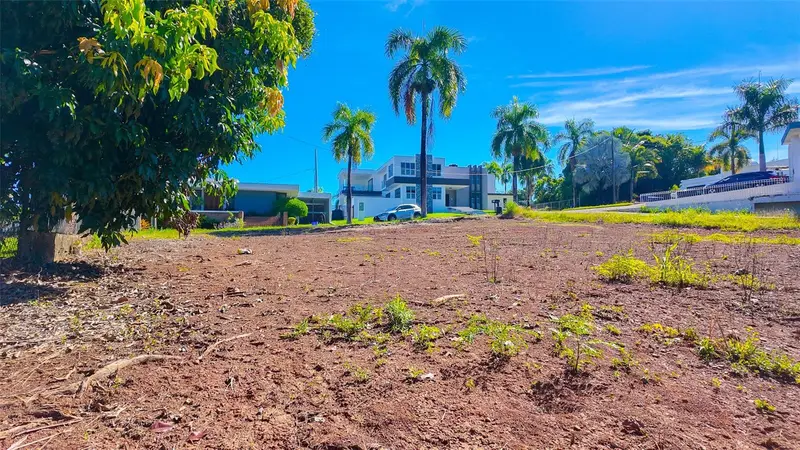 Urb Eugenio Maria De Hostos Calle Carlos E Chardon #Solar 33, PR