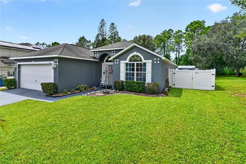 1015 Naes Ln, FL
