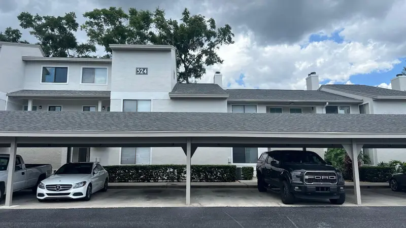 524 Sun Valley Vlg #211, FL