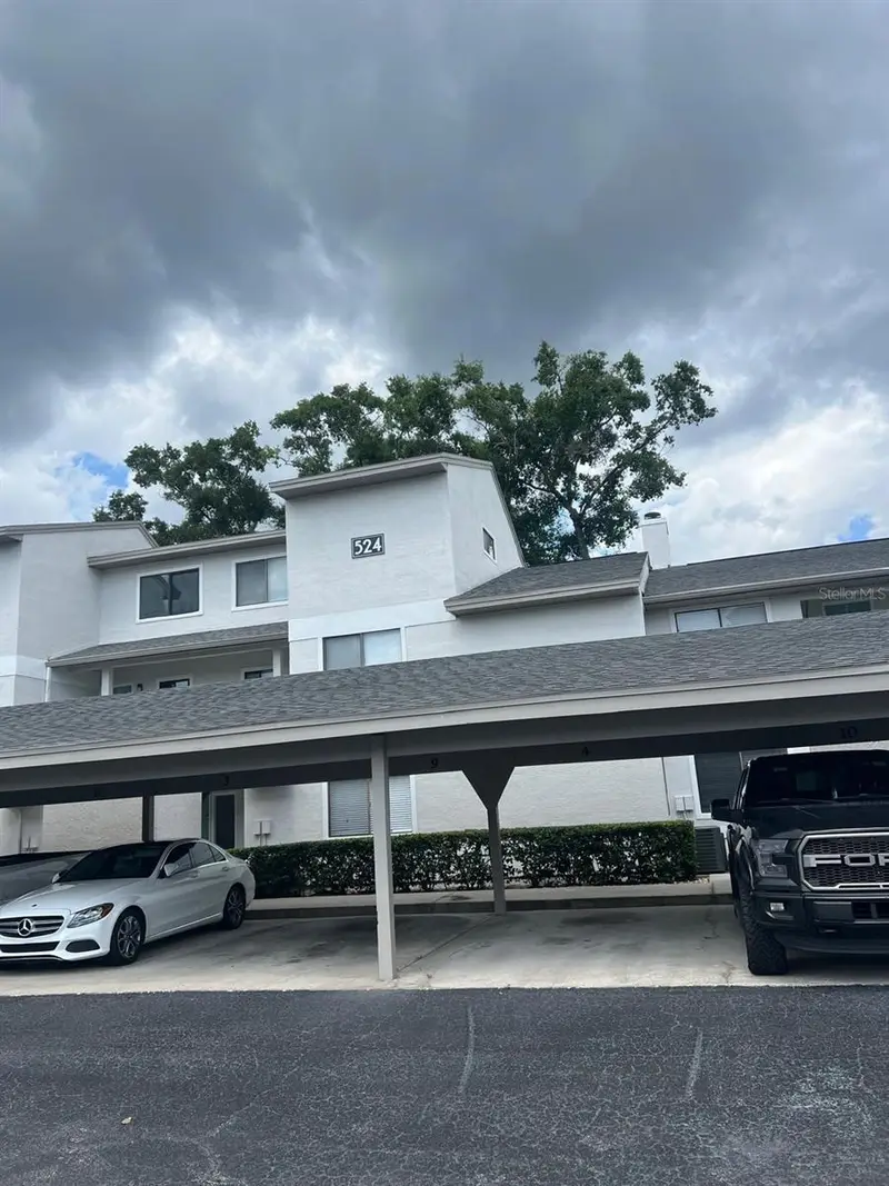 524 Sun Valley Vlg #211, FL
