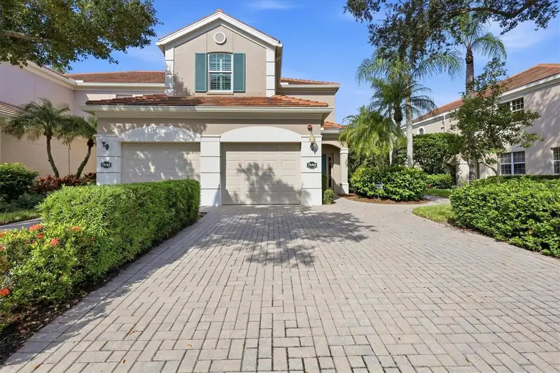 7440 Botanica Pkwy #202, FL