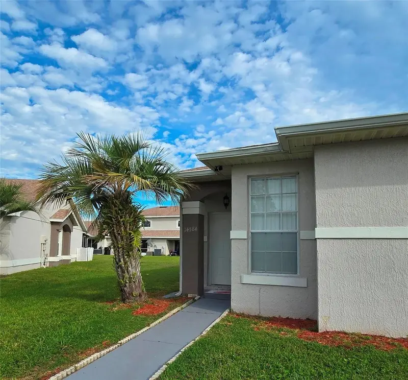 14584 Laguna Beach Cir, FL