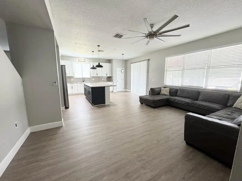 10313 Stratford Pointe Ave, FL