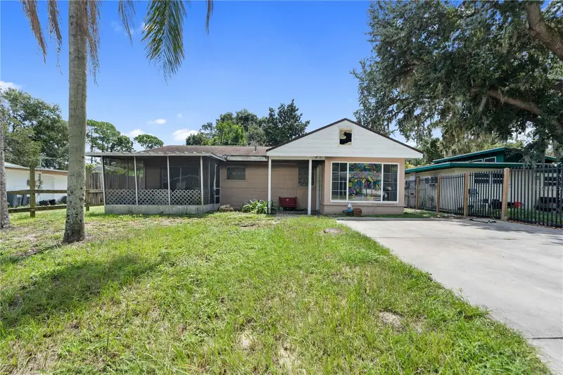 4246 Courier Ln W, FL