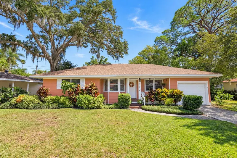 1725 San Mateo Dr, FL