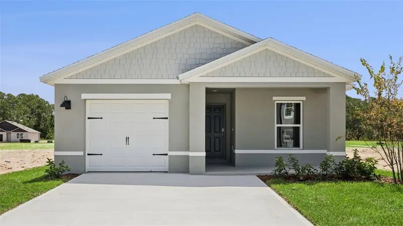 905 Bluet Dr, FL