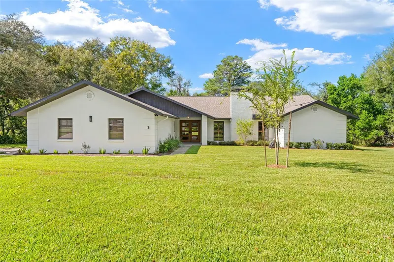2 Gerbera Ct, FL