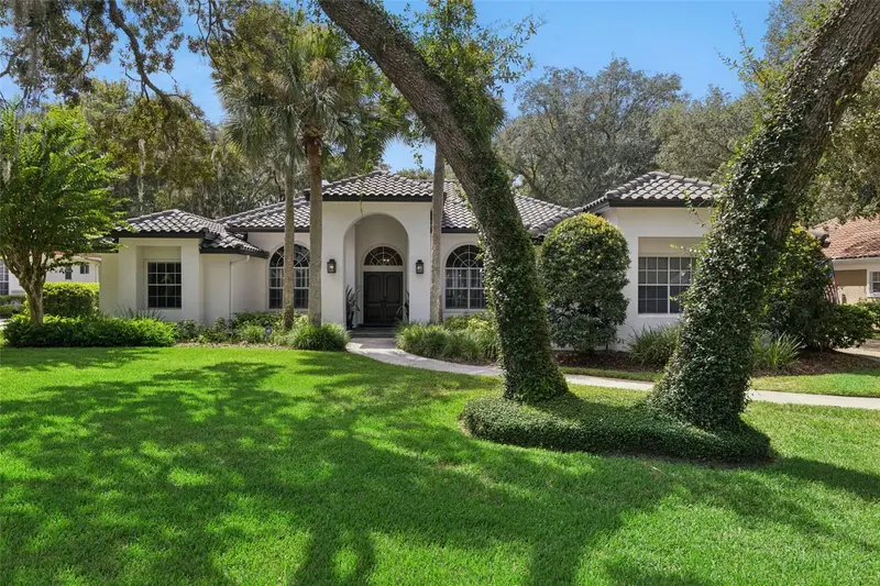 704 Ironwood Ct, FL