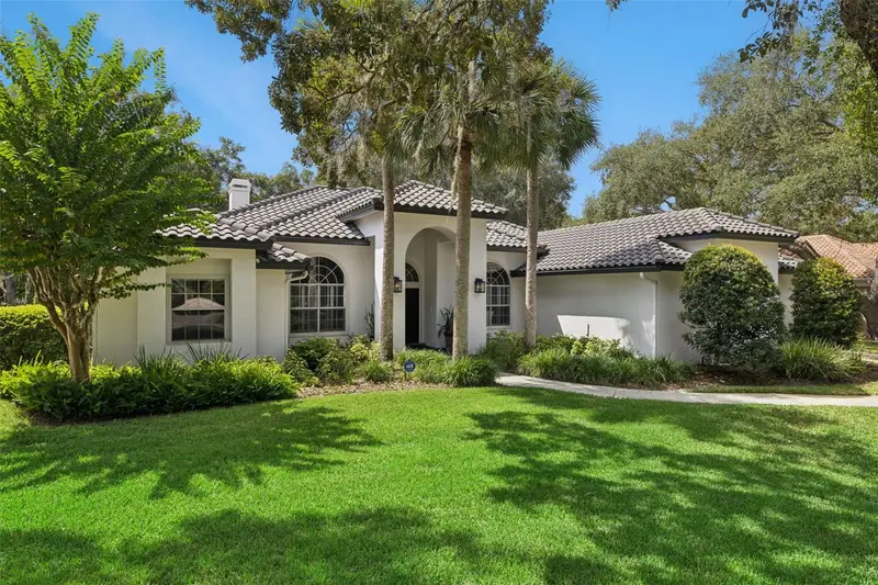 704 Ironwood Ct, FL