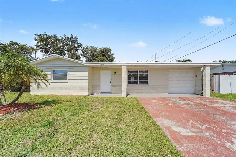 4631 Eastwood Ln, FL