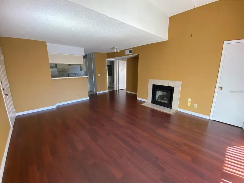 320 Forestway Cir #307, FL