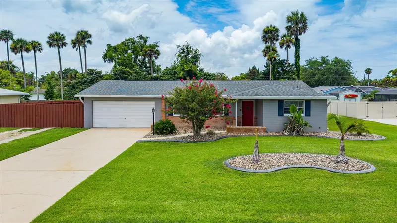 918 Wells Dr, FL