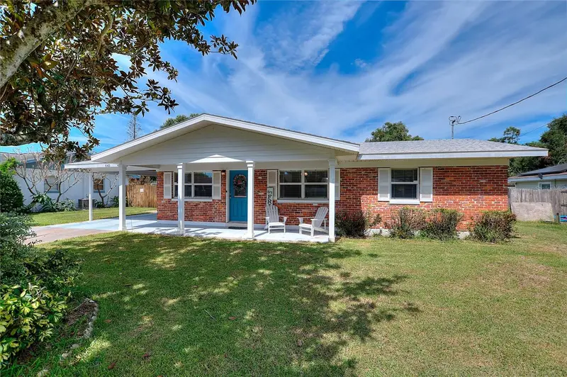 645 Avenue M Se, FL