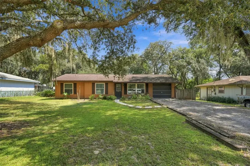 637 Pratt St, FL