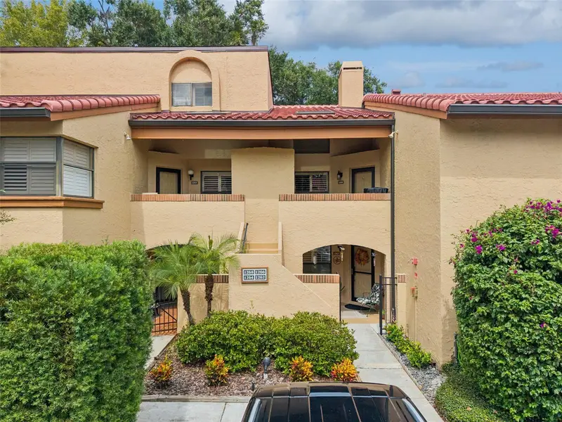 1266 Saint Tropez Cir #1266, FL