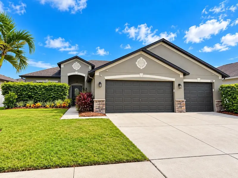 3748 Round Table Ct, FL