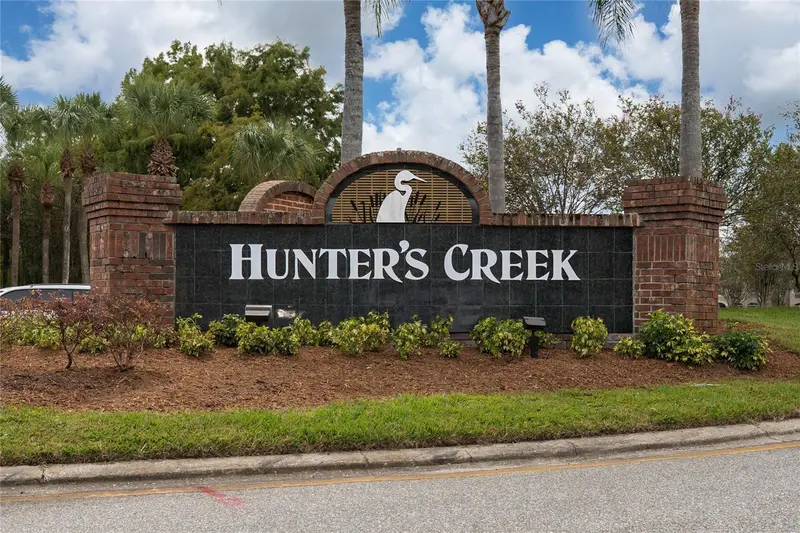 14013 Fairway Island Dr #415, FL