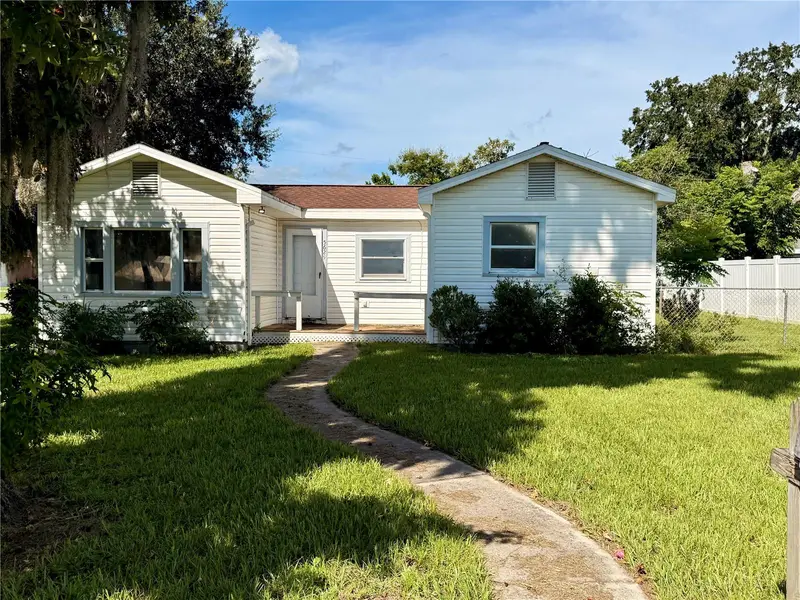 5629 19th St, FL