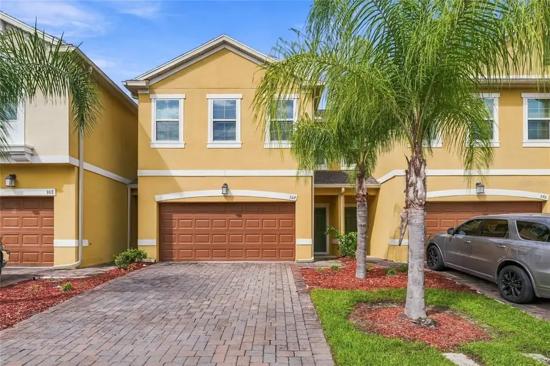 302 Muscogee Ln, FL