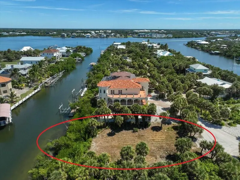 61 Palm Dr, FL