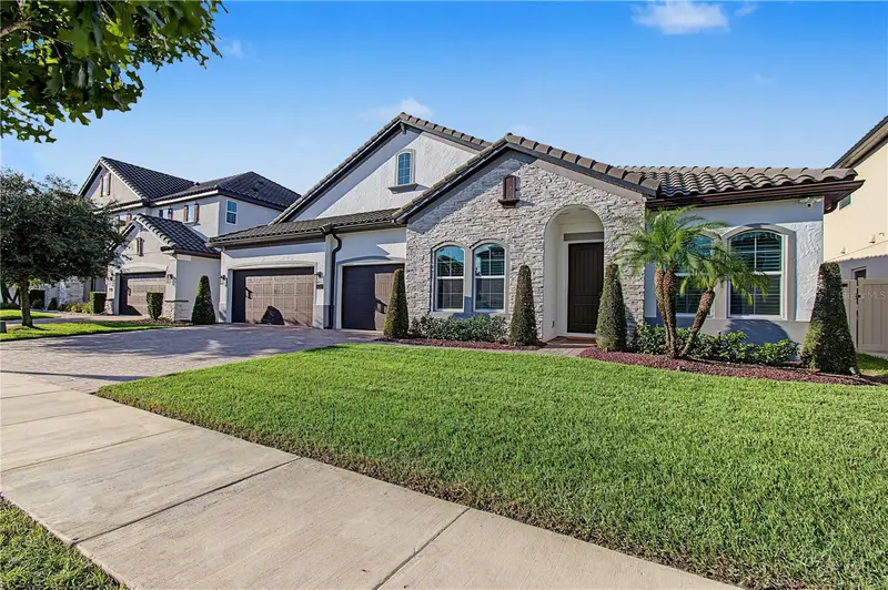 8037 Ludington Cir, FL