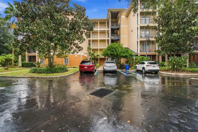 9055 Treasure Trove Ln #204, FL