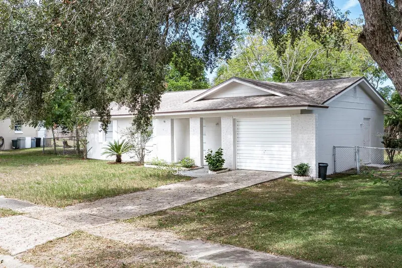 610 E Helm Way, FL