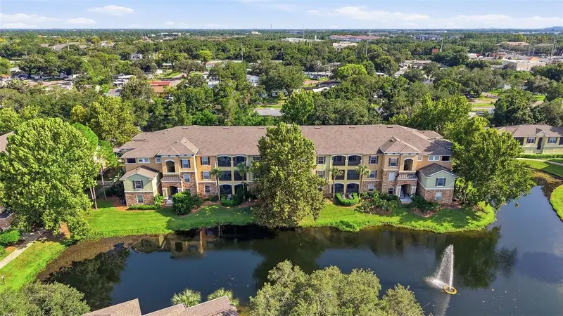 10209 Courtney Palms Blvd #301, FL